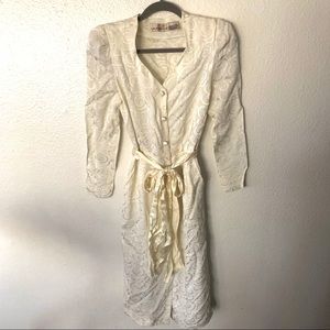 Vintage Liz Claiborne Off White Pencil Dress.